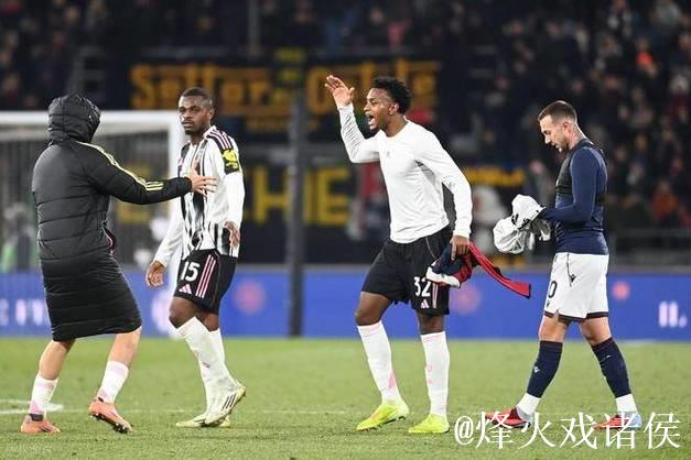 尤文胜博洛尼亚，卡瓦尔破门，戴维进球被判无效，赫格姆染红离场！